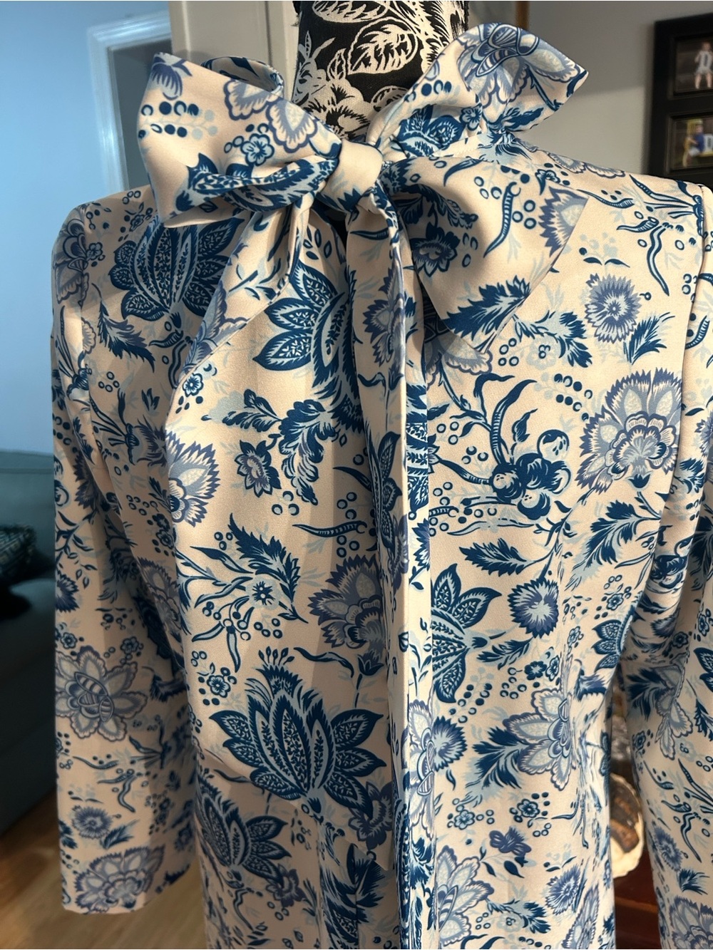 Tuckernuck Daphne Floral High Ruffle Neck Dress Size Medium